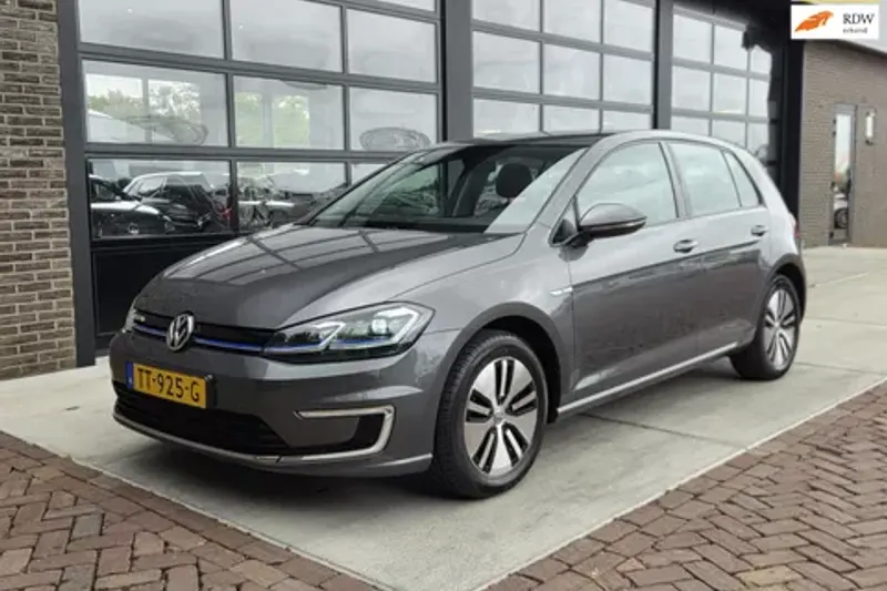 Volkswagen E-Golf (2018)