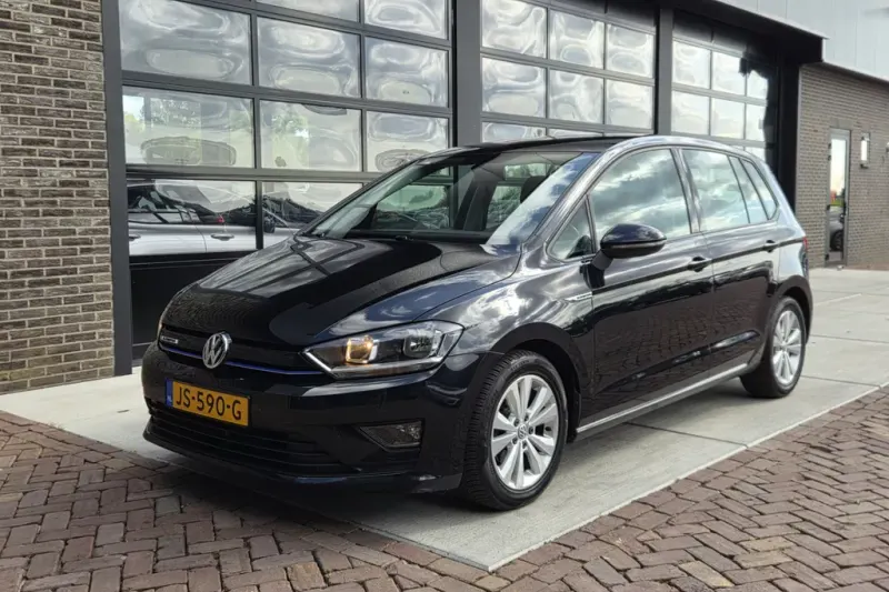 Volkswagen Golf (2016)