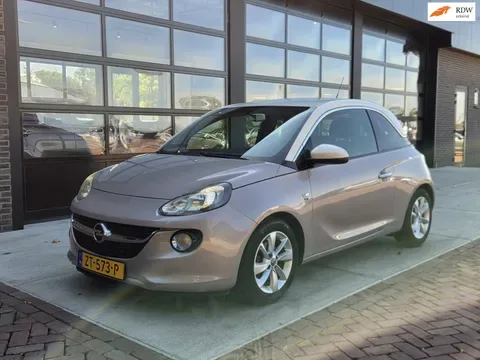 Opel Adam (2014) — foto 1