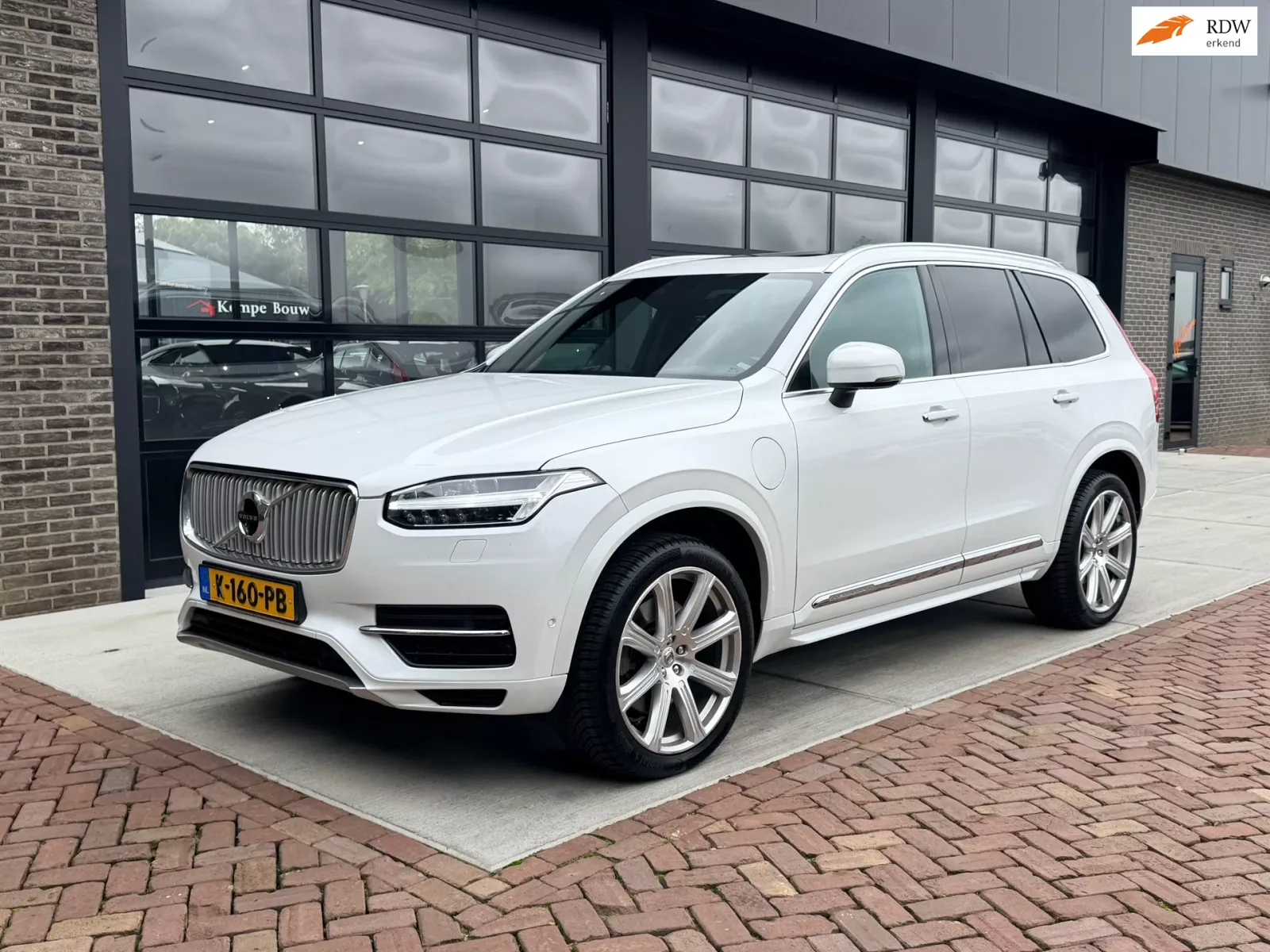 Volvo XC90 (2017) — foto 1