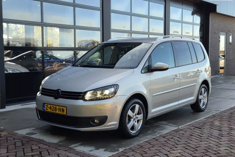 Volkswagen Touran (2012)