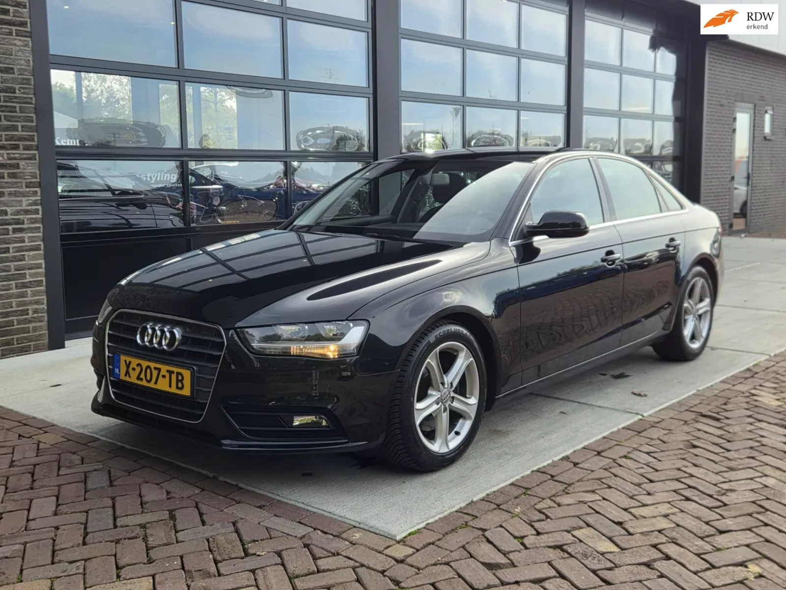Audi A4 (2012) — foto 1
