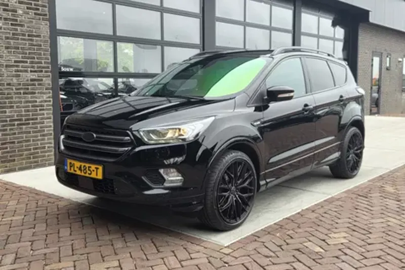 Ford Kuga (2017)