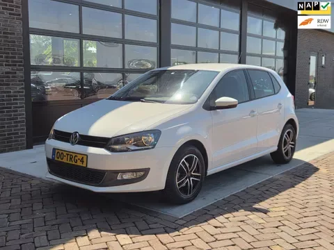 Volkswagen Polo (2012) — foto 1