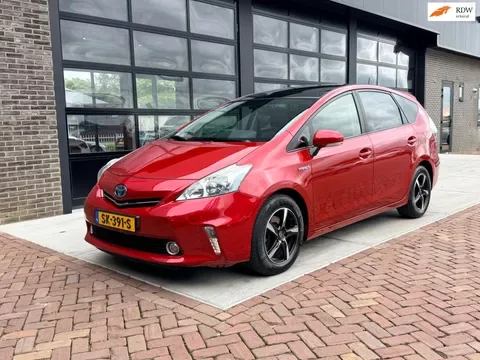 Toyota Prius (2013) — foto 1