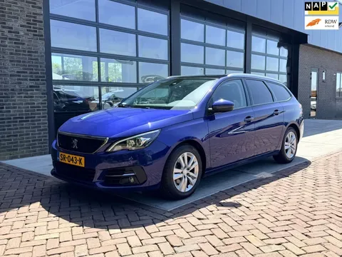 Peugeot 308 (2018) — foto 1