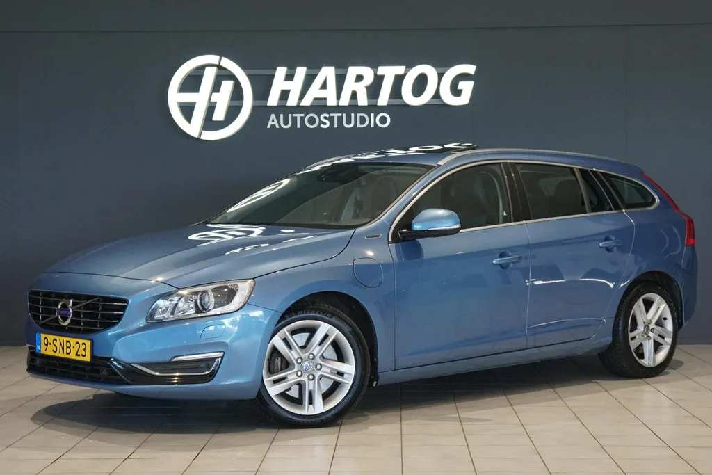 Volvo V60 (2013) — foto 1