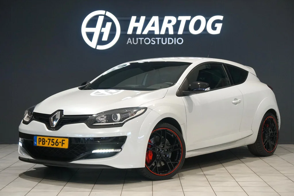 Renault Mégane (2016) — foto 1