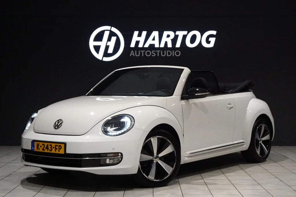 Volkswagen Beetle (2016) — foto 1
