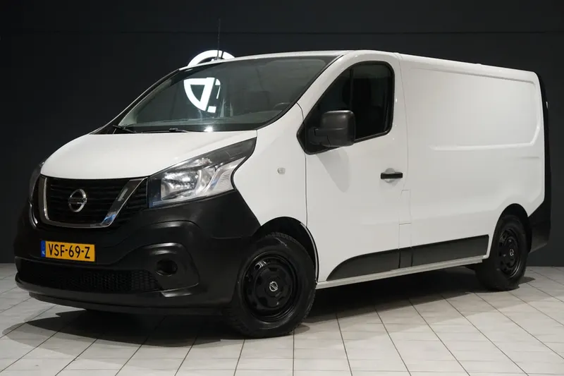 Nissan NV300 (2020)