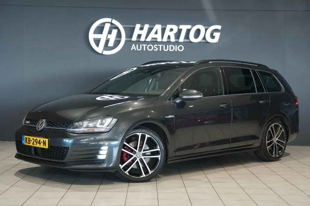 Volkswagen Golf (2015) — foto 1