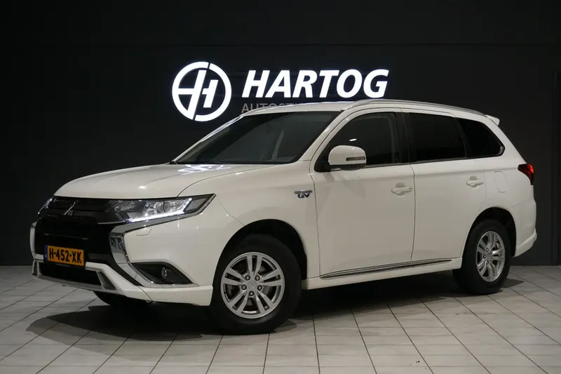 Mitsubishi Outlander (2020)