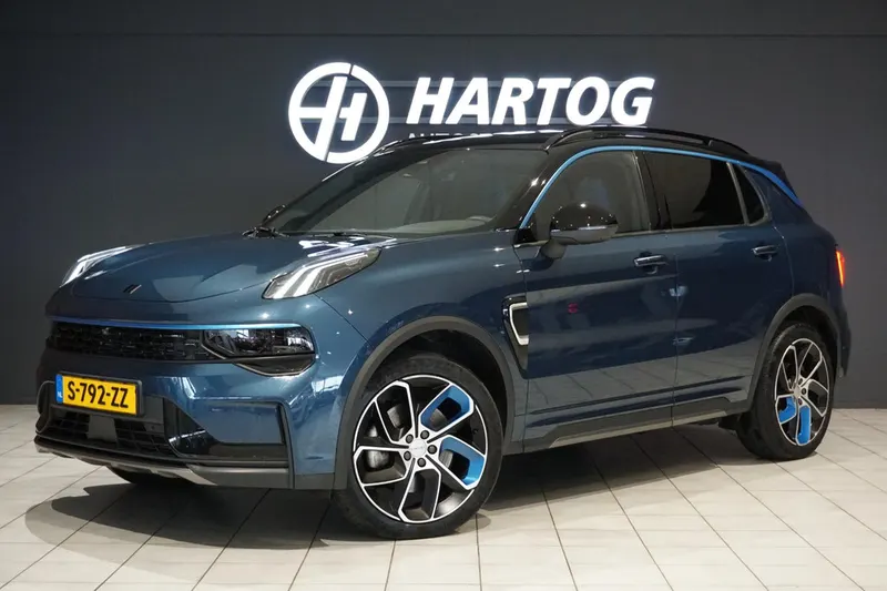Lynk & Co 01 (2023)