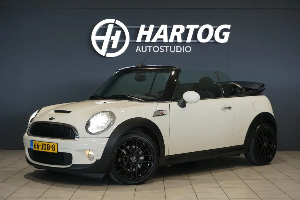 MINI Cabrio (2009) — foto 1