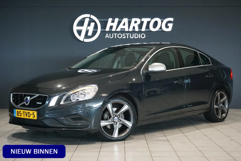 Volvo S60 (2012) — foto 1