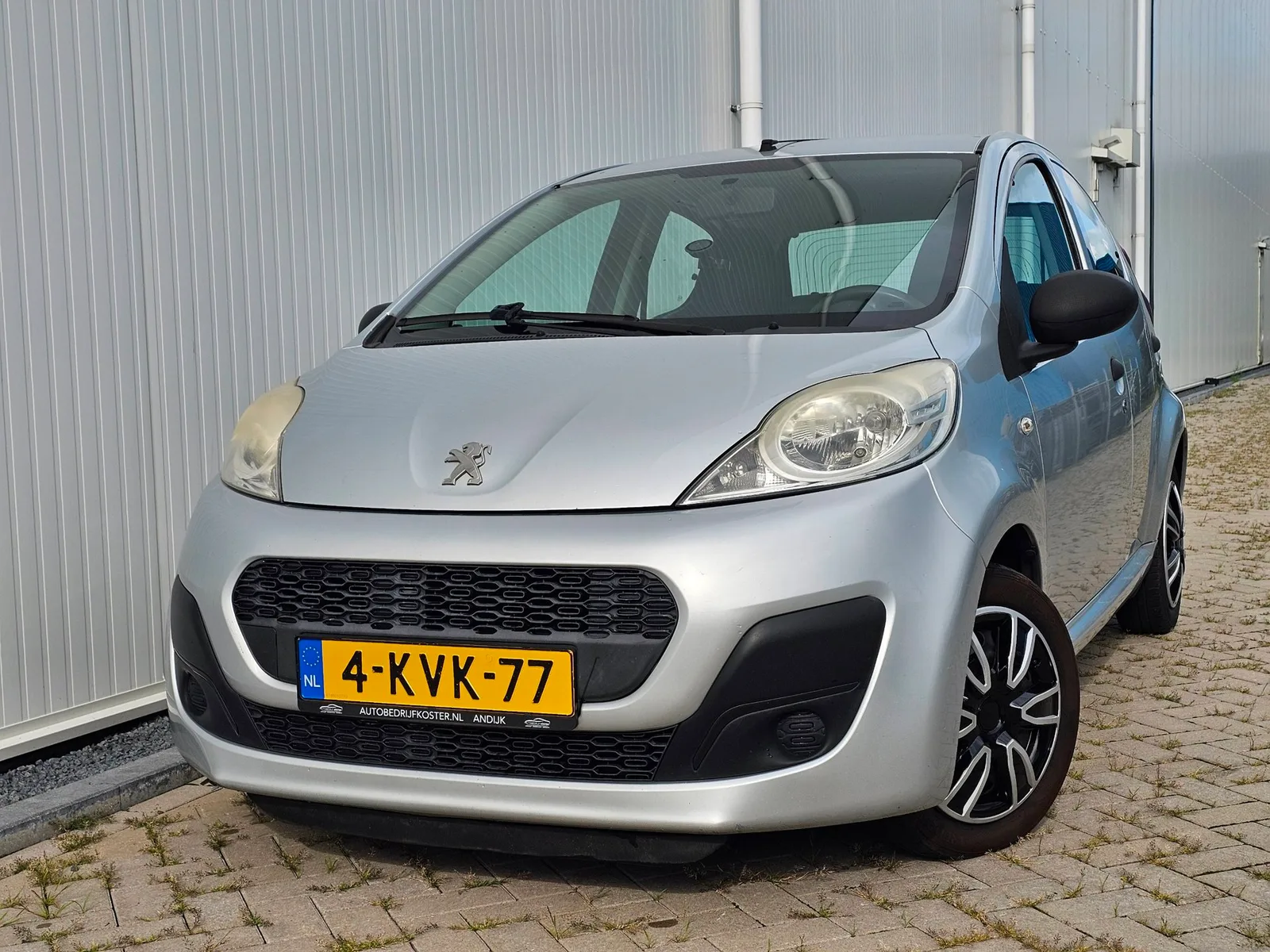 Peugeot 107 (2013) — foto 1