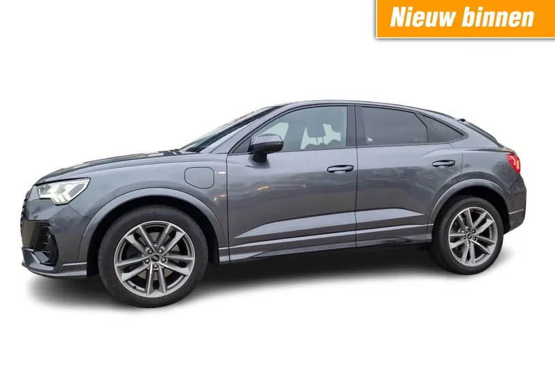 Audi Q3 (2022)