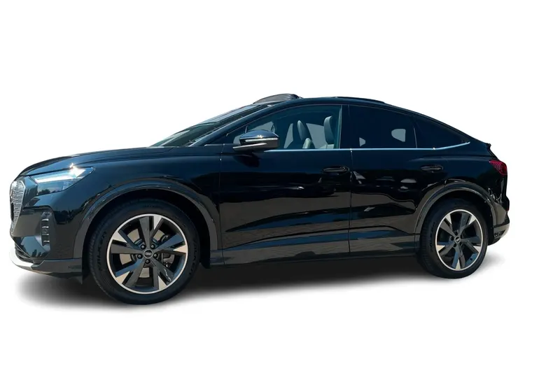 Audi Q4 e-tron (2022)