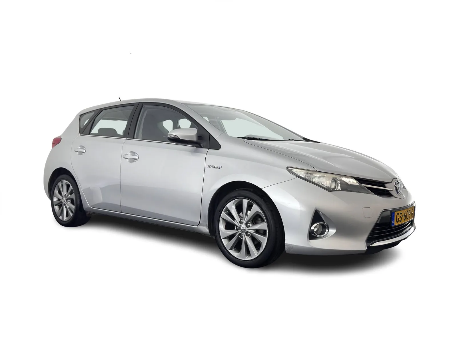 Toyota Auris (2014) — foto 1