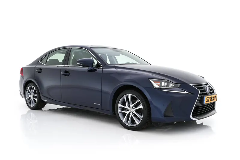 Lexus IS (2018)