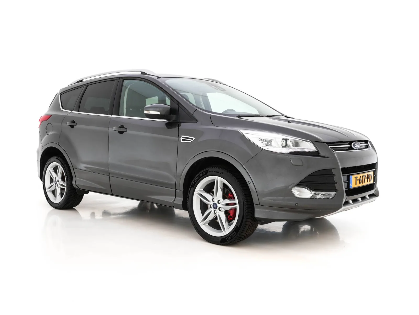 Ford Kuga (2015) — foto 1