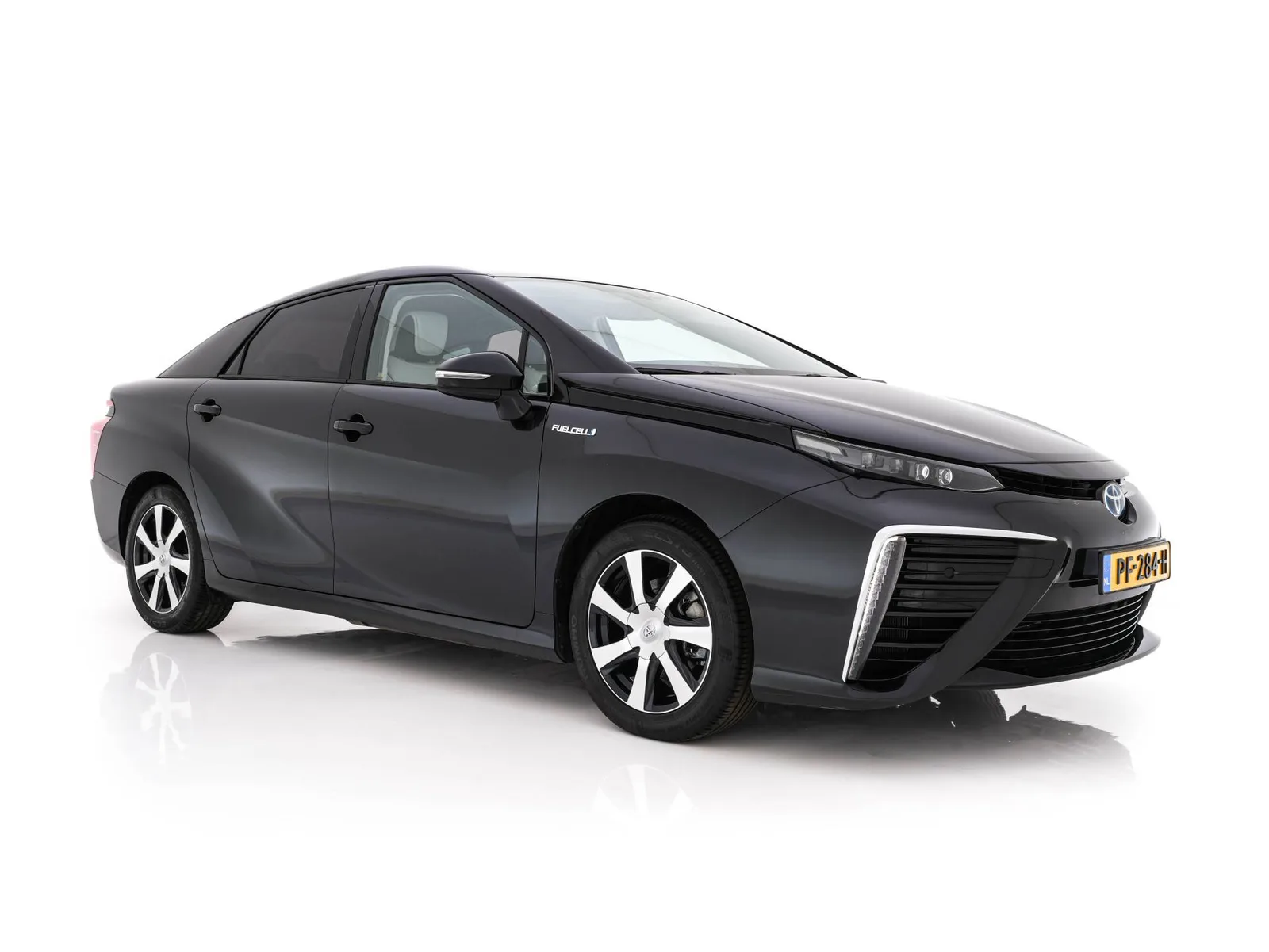 Toyota Mirai (2017) — foto 1