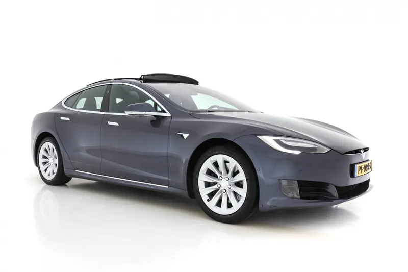 Tesla Model S (2017)