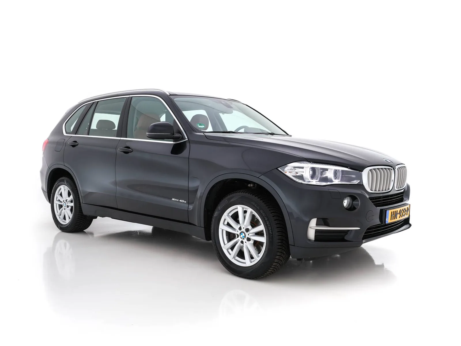 BMW X5 (2015) — foto 1