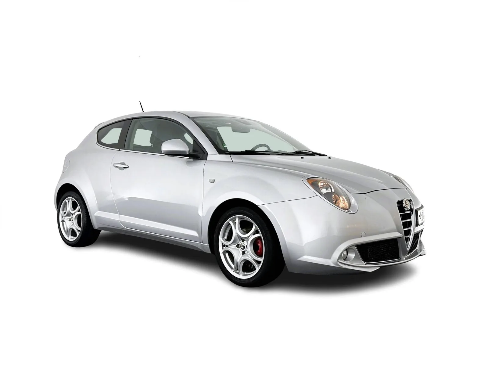 Alfa Romeo Mito (2015) — foto 1