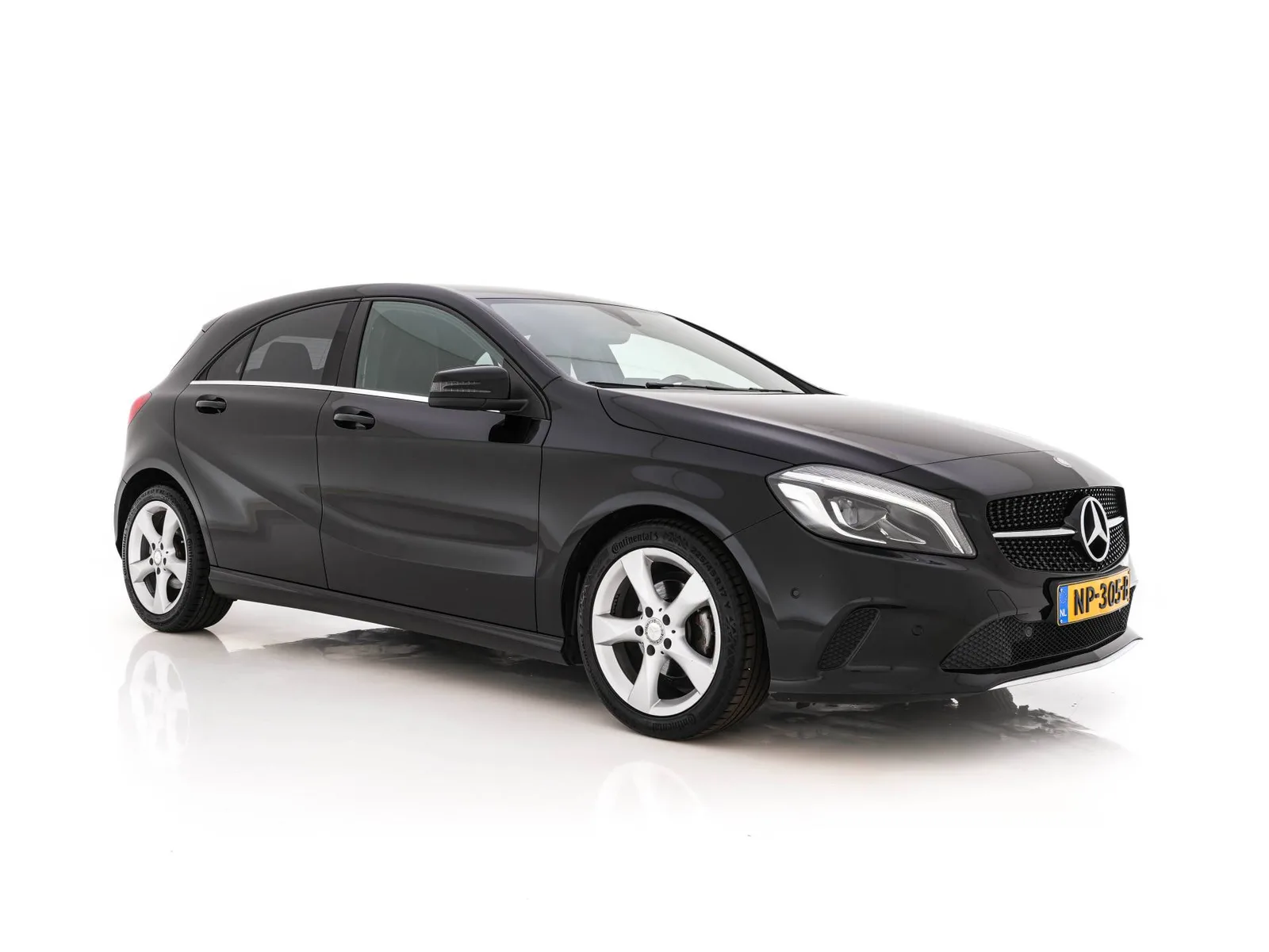 Mercedes-Benz A-Klasse (2017) — foto 1