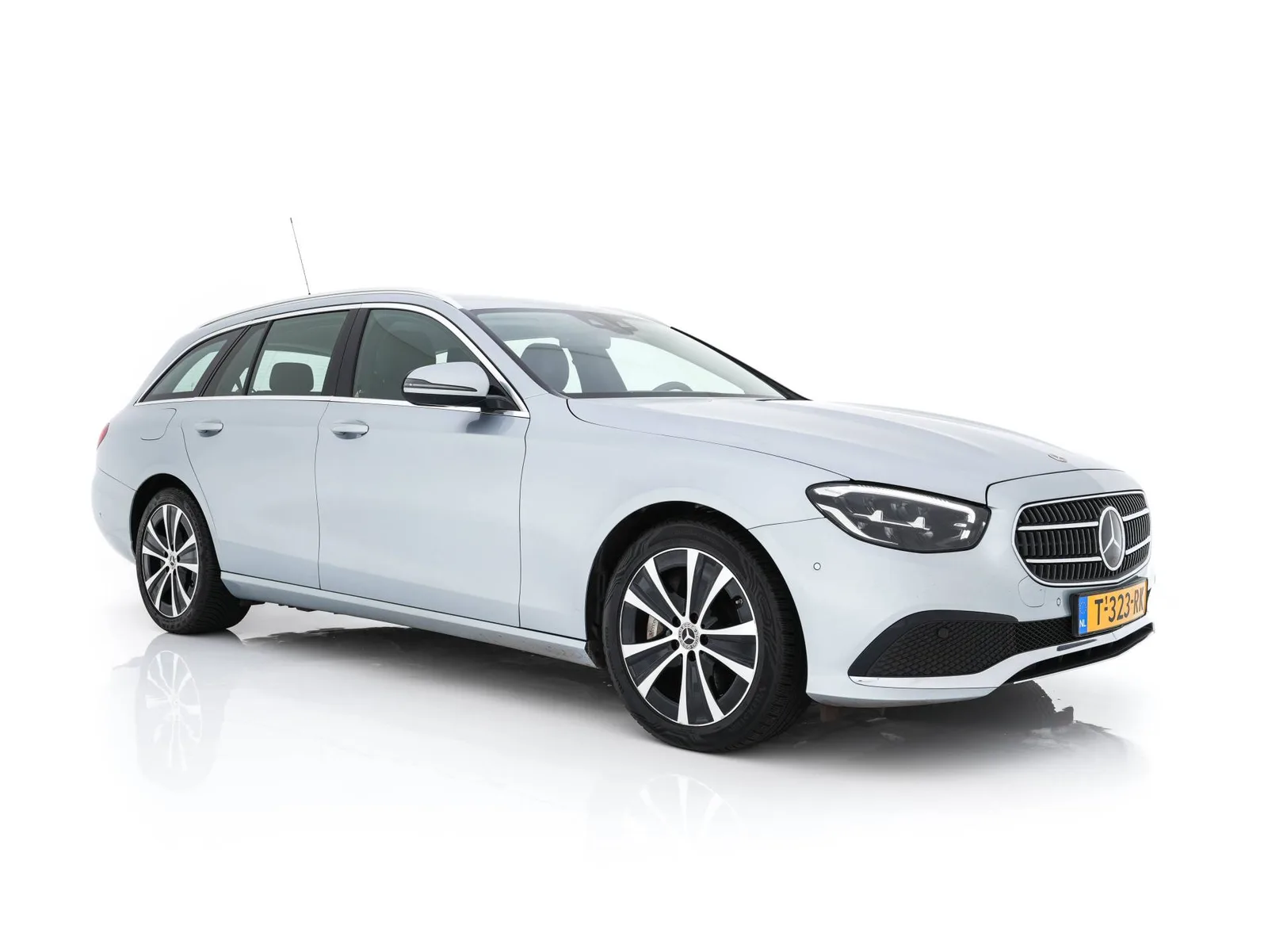 Mercedes-Benz E-Klasse (2023) — foto 1