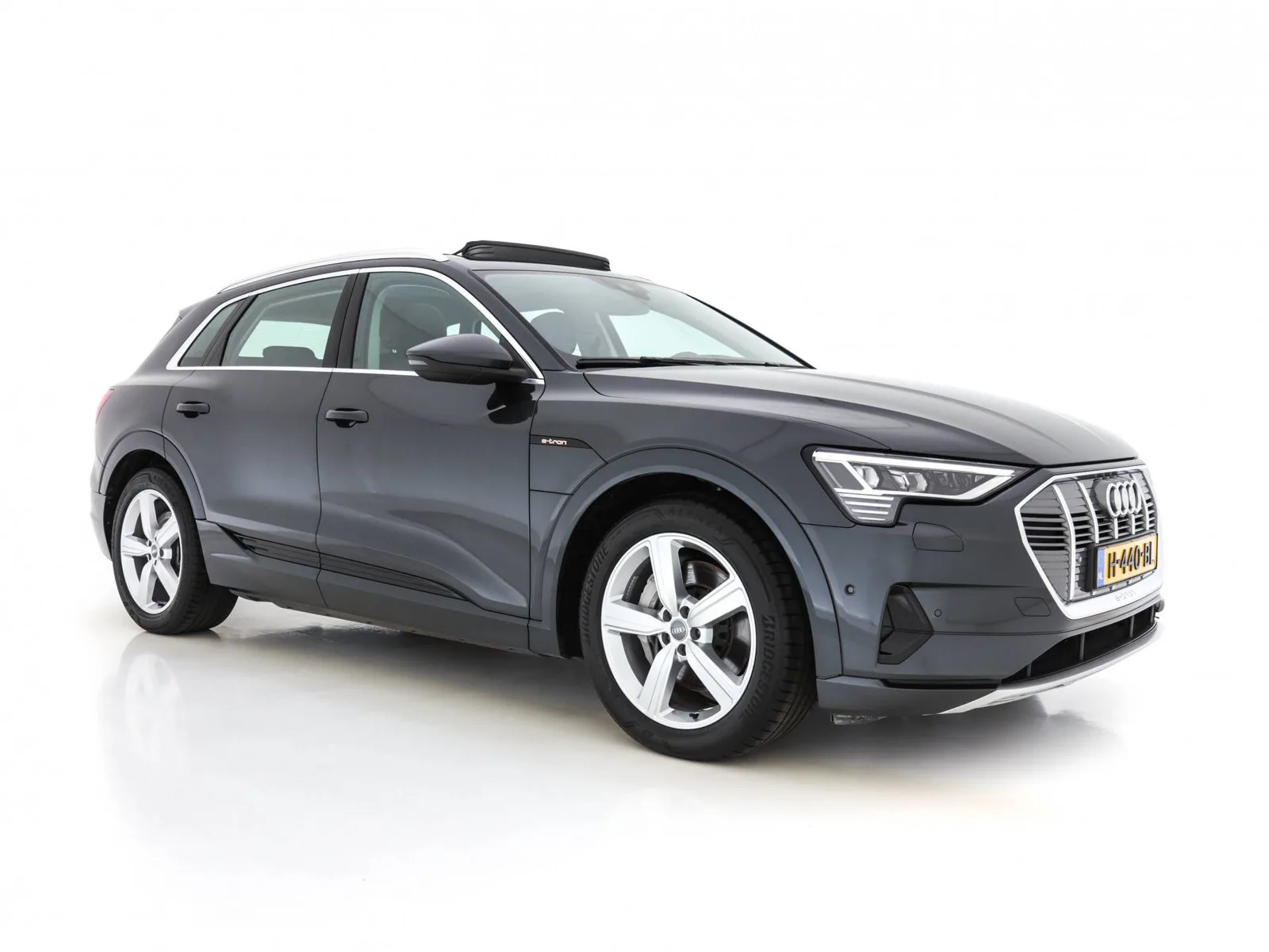 Audi e-tron (2019) — foto 1