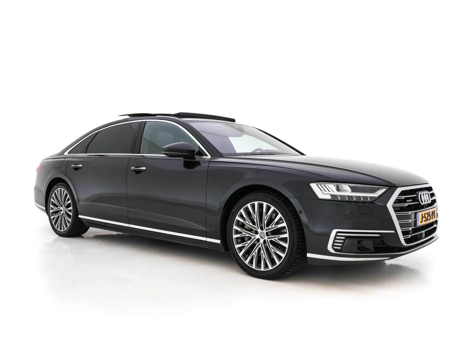 Audi A8 (2020) — foto 1