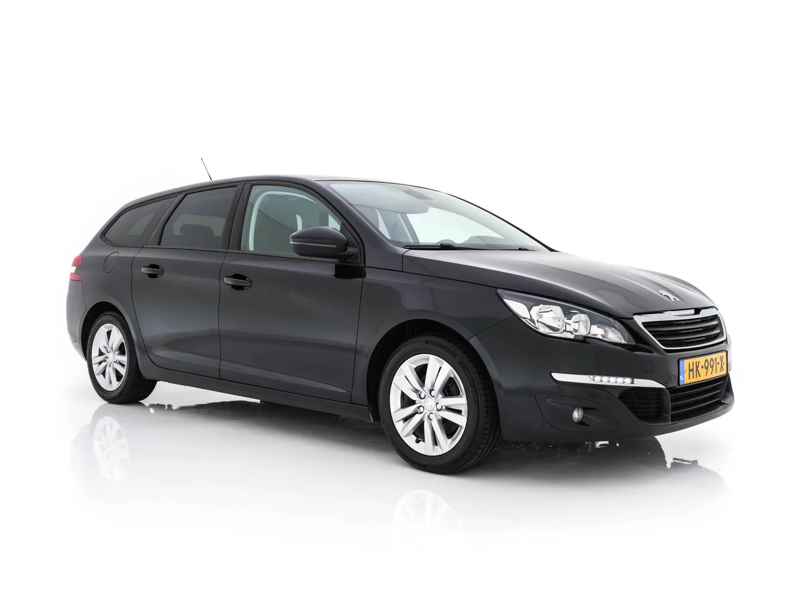 Peugeot 308 (2015) — foto 1
