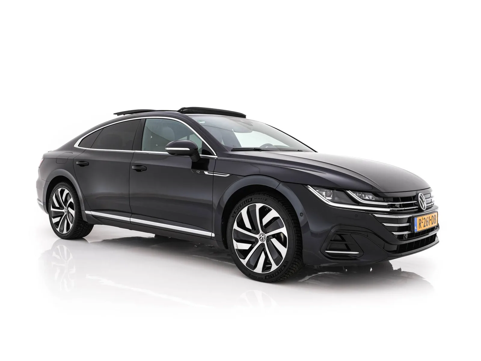 Volkswagen Arteon (2022) — foto 1