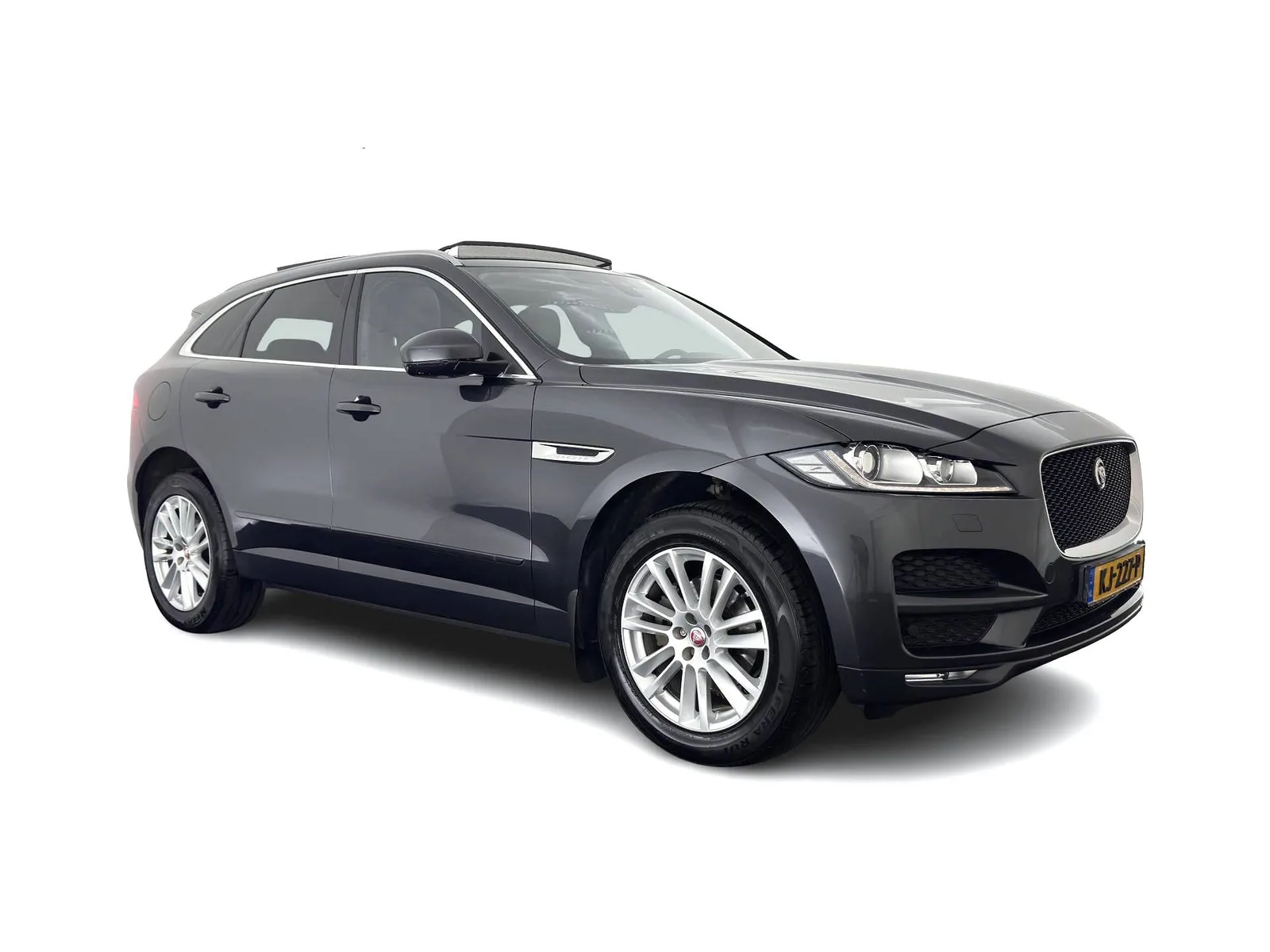 Jaguar F-Pace (2016) — foto 1
