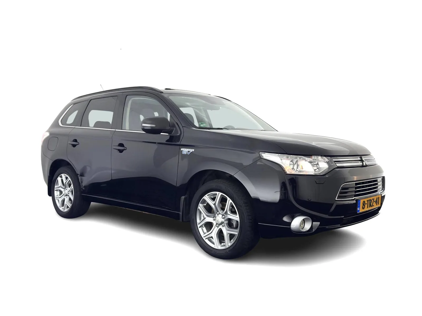 Mitsubishi Outlander (2014) — foto 1