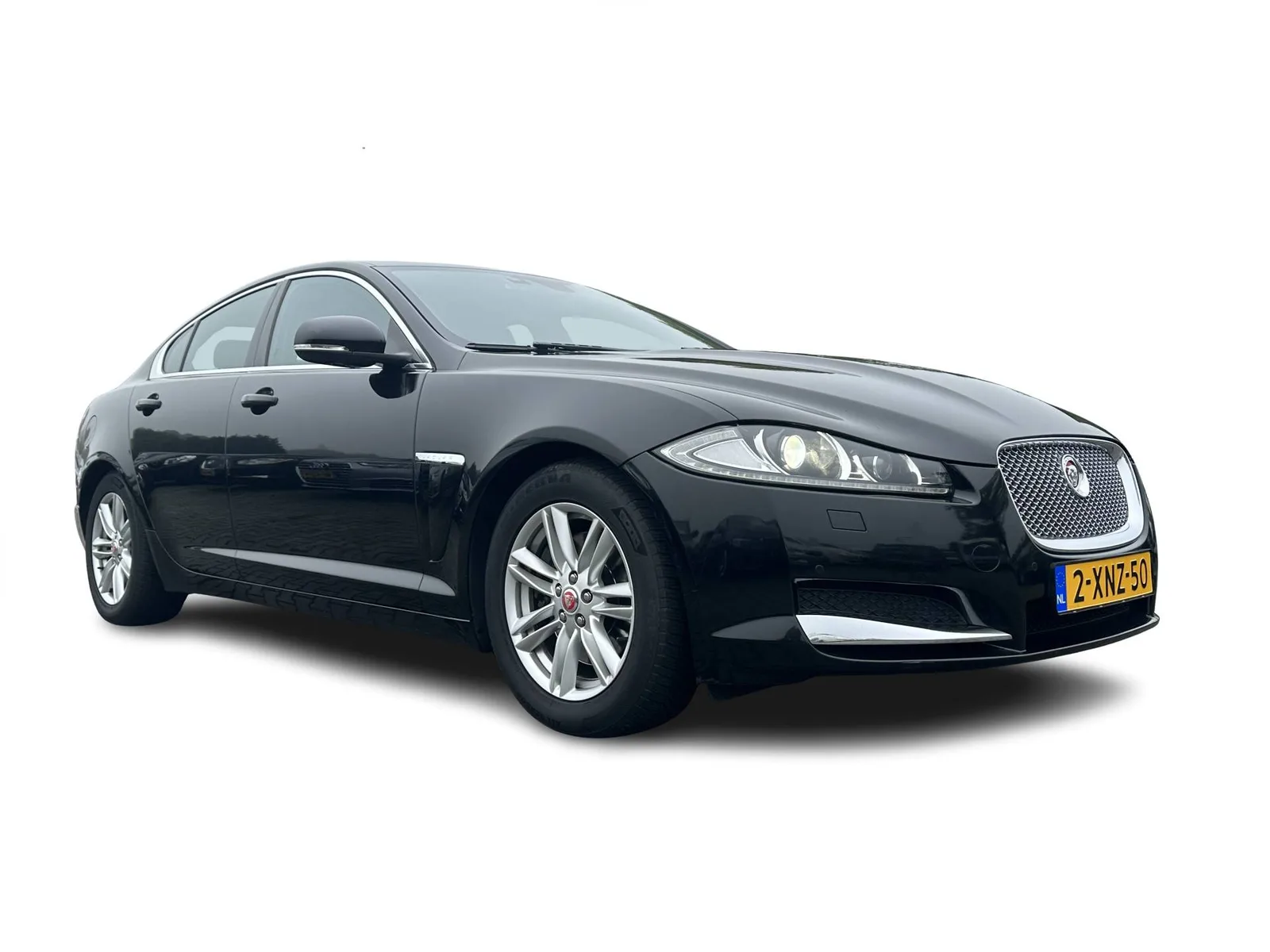 Jaguar XF (2014) — foto 1