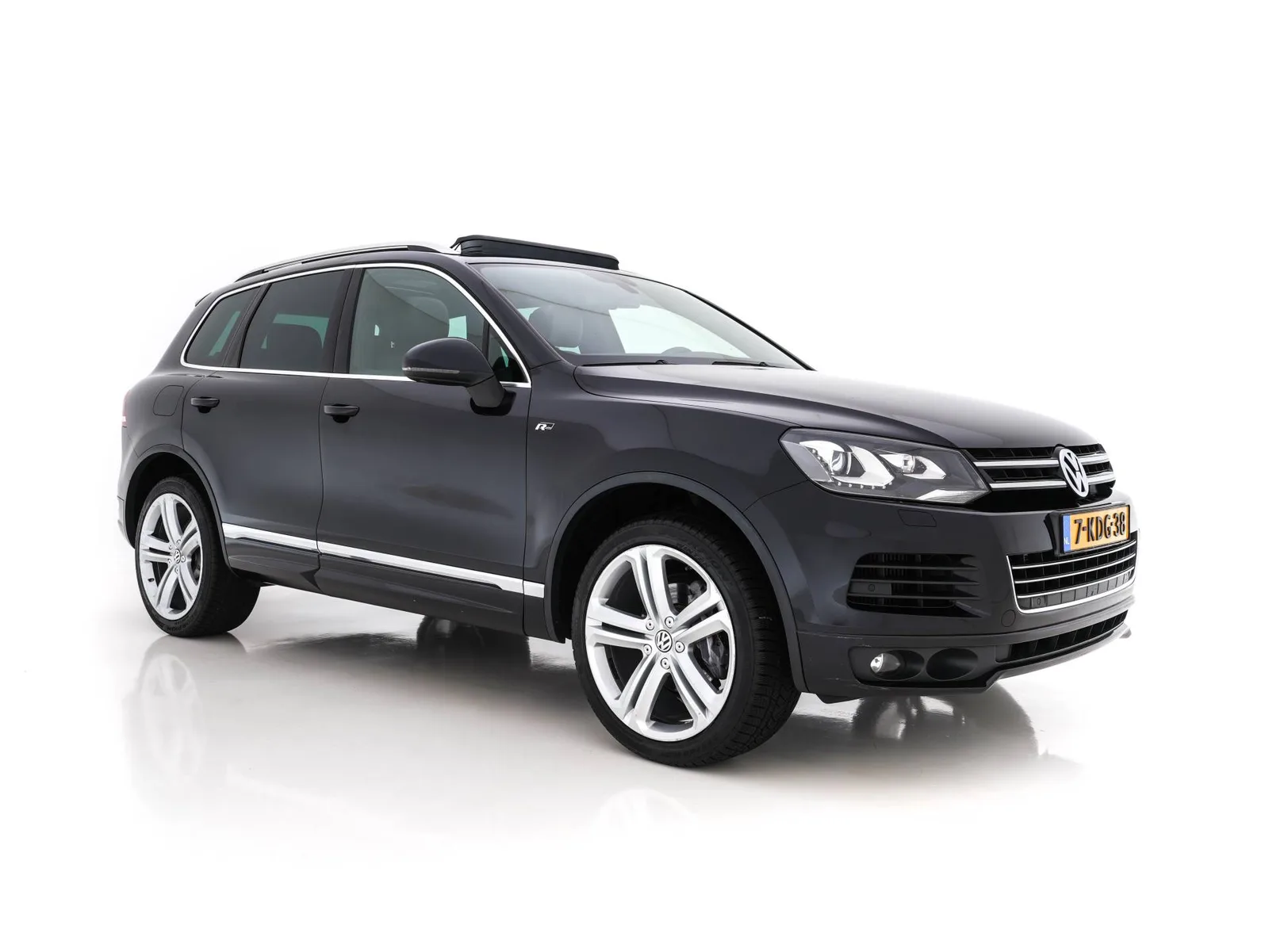 Volkswagen Touareg (2013) — foto 1