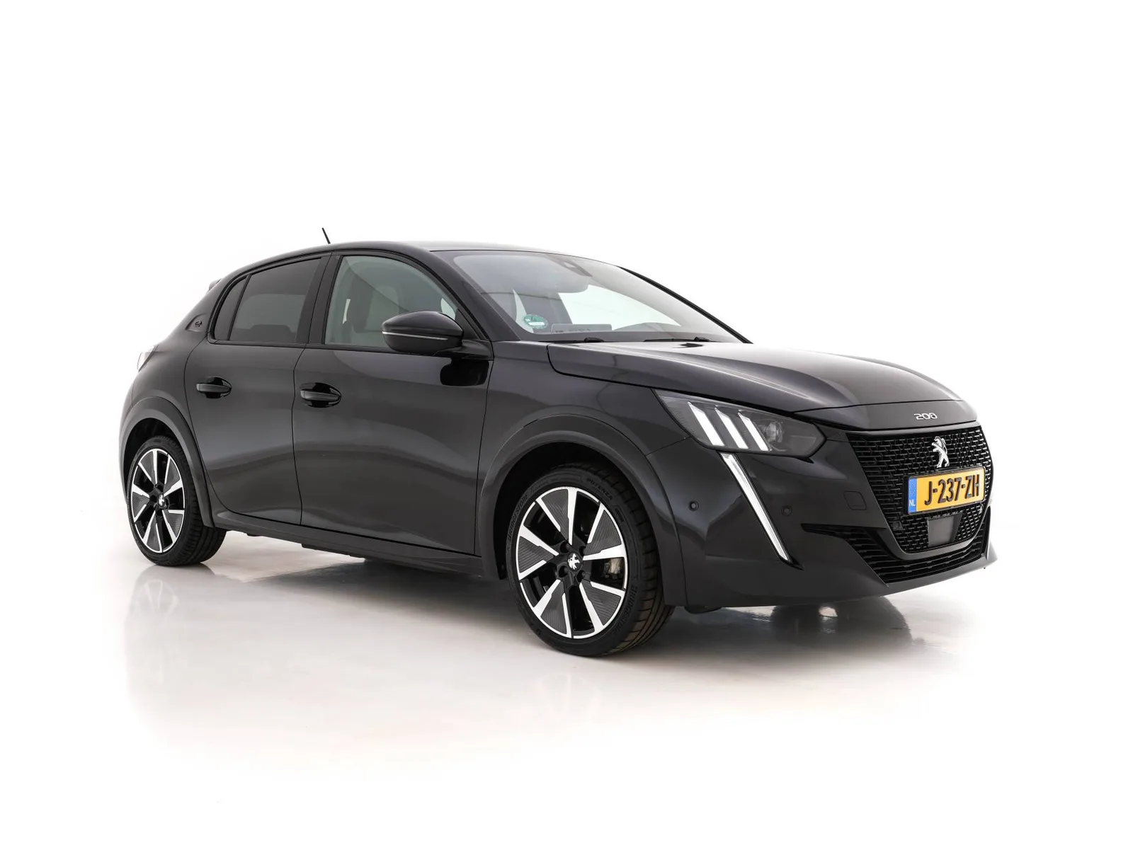 Peugeot e-208 (2020) — foto 1
