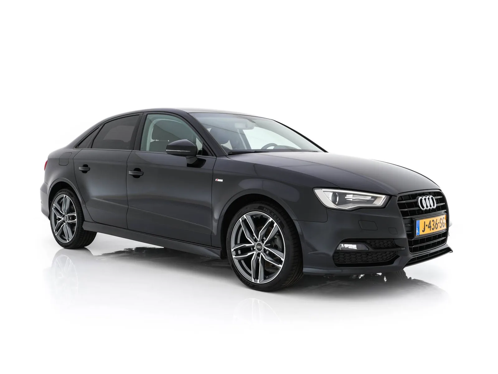 Audi A3 (2015) — foto 1
