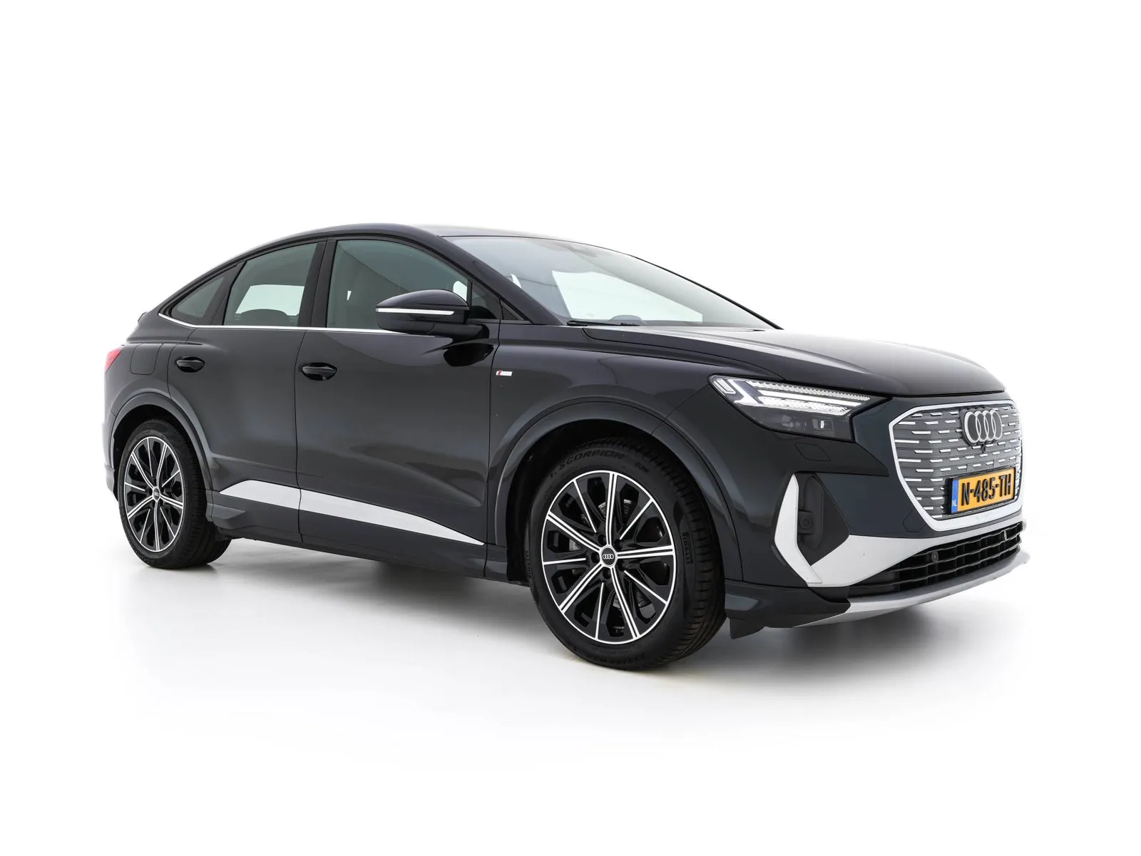 Audi Q4 (2021) — foto 1