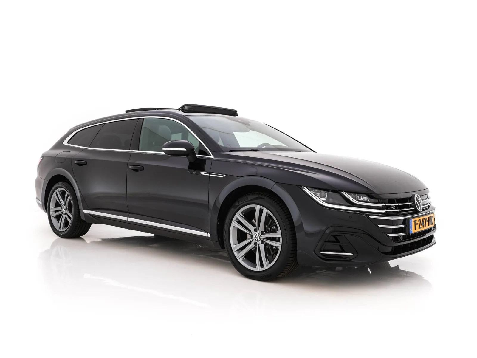 Volkswagen Arteon (2023) — foto 1