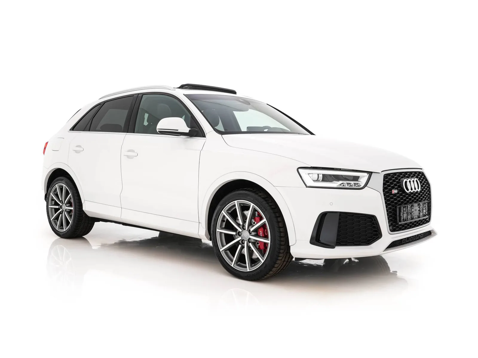 Audi Q3 (2016) — foto 1