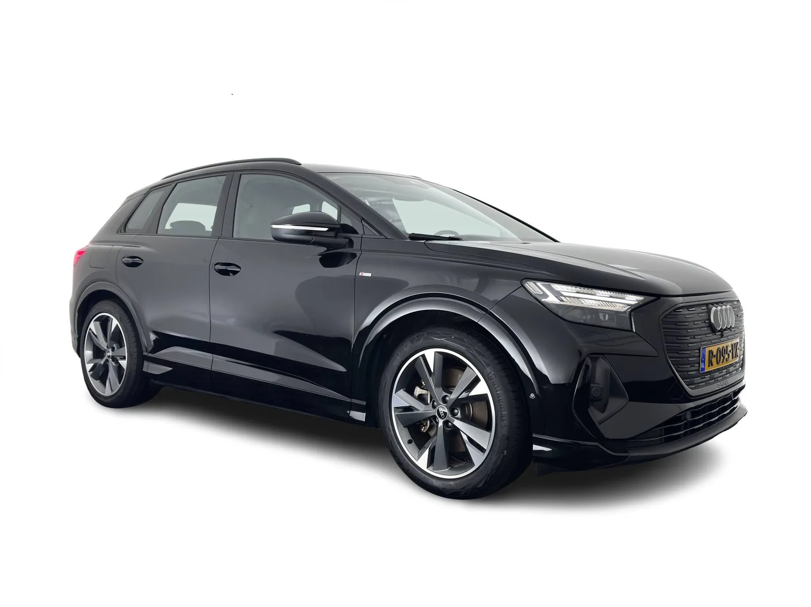 Audi Q4 e-tron (2022) — foto 1