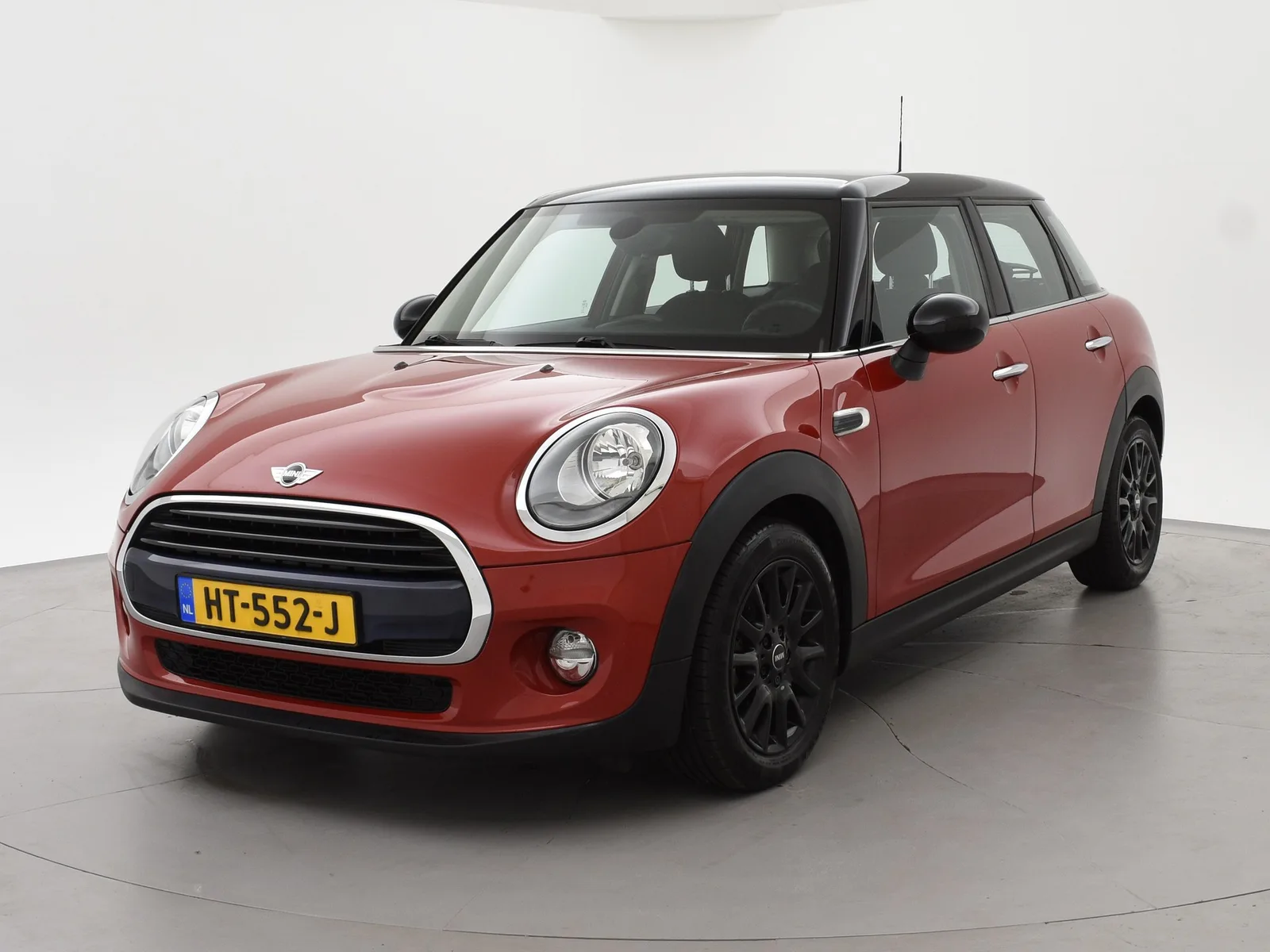 MINI Cooper (2016) — foto 1