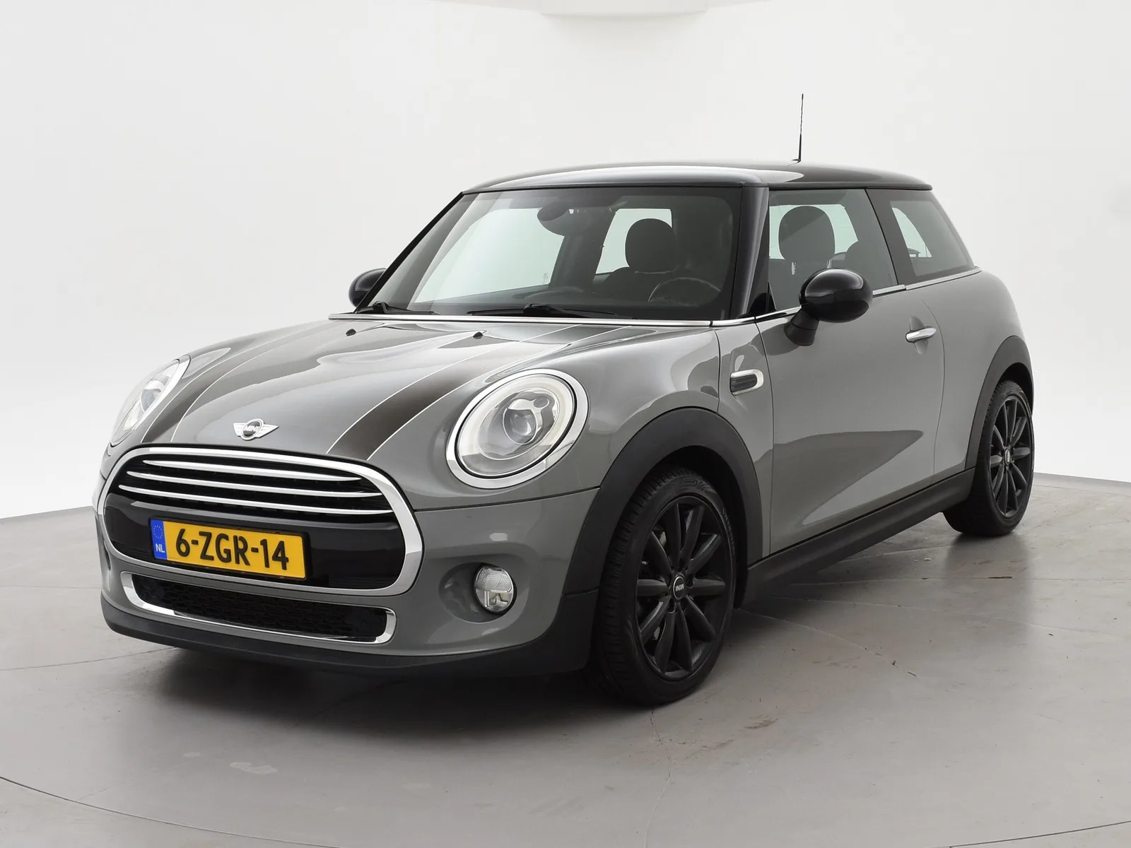 MINI Cooper (2015) — foto 1
