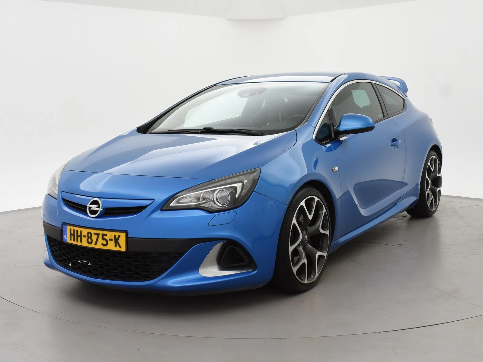 Opel Astra (2015) — foto 1