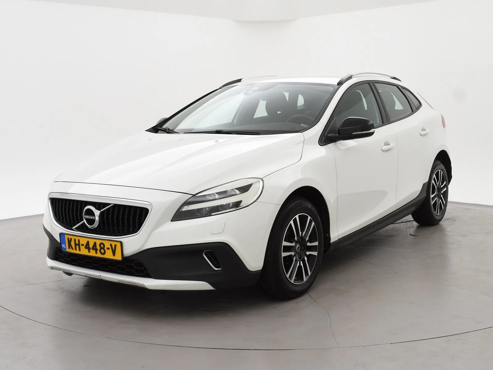 Volvo V40 Cross Country (2016) — foto 1