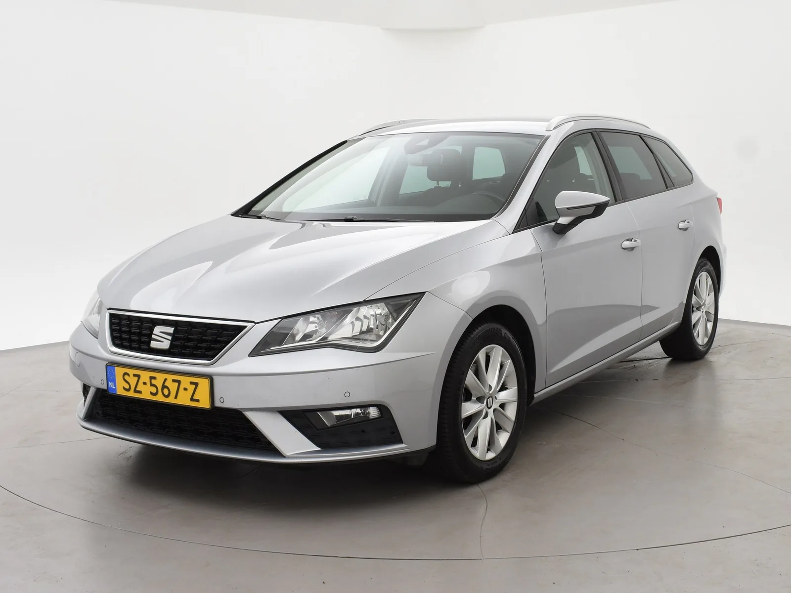 SEAT Leon (2018) — foto 1